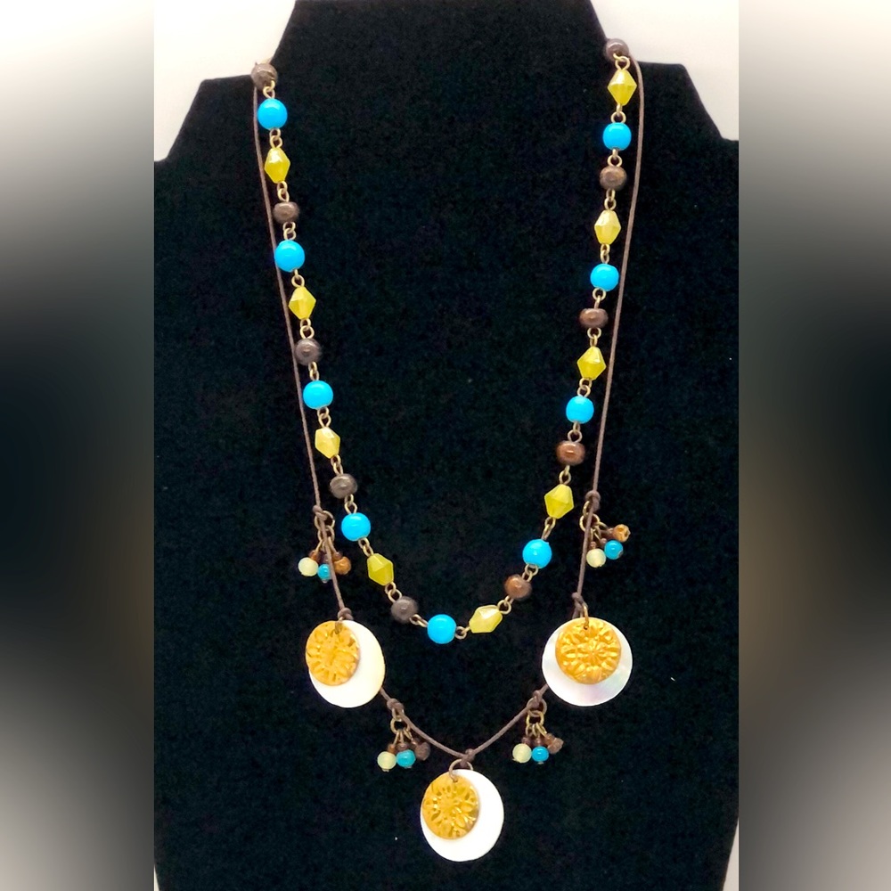 Necklace multicolored